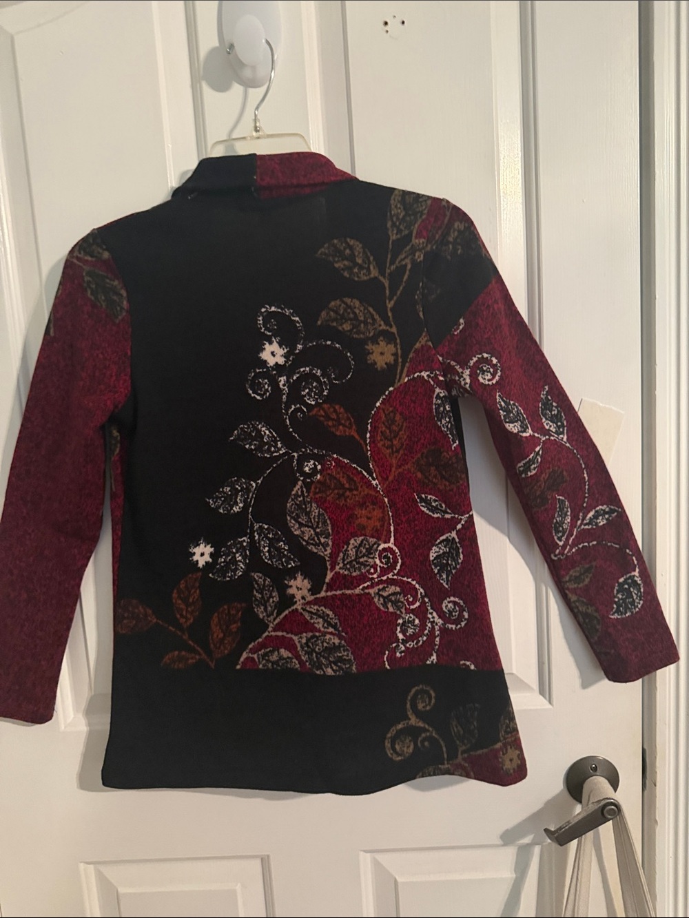 Notations Burgundy and Black Floral Paisley Open Cardigan - Picture 4 of 4